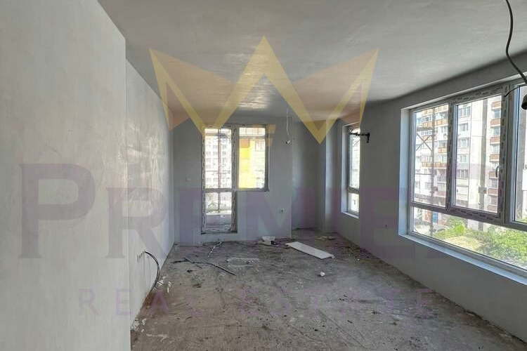 3-bedroom apartment in Plovdiv, Yujen