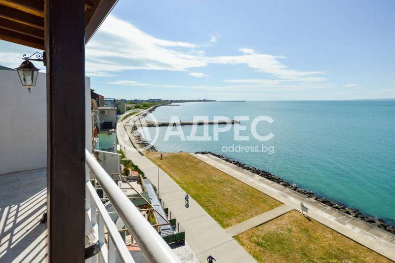 3-bedroom apartment in Oblast Burgas, Pomorie