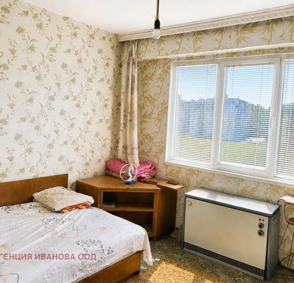 Снимка 5 — Тристаен апартамент в Търговище, Попово