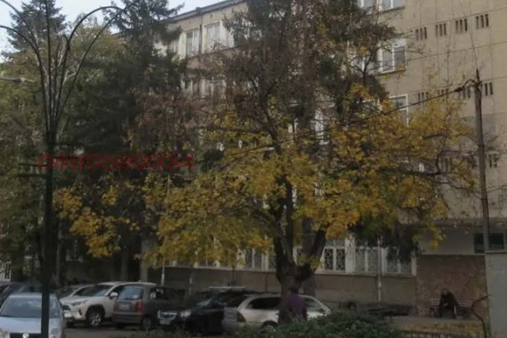 Двустаен апартамент в Разград, Център