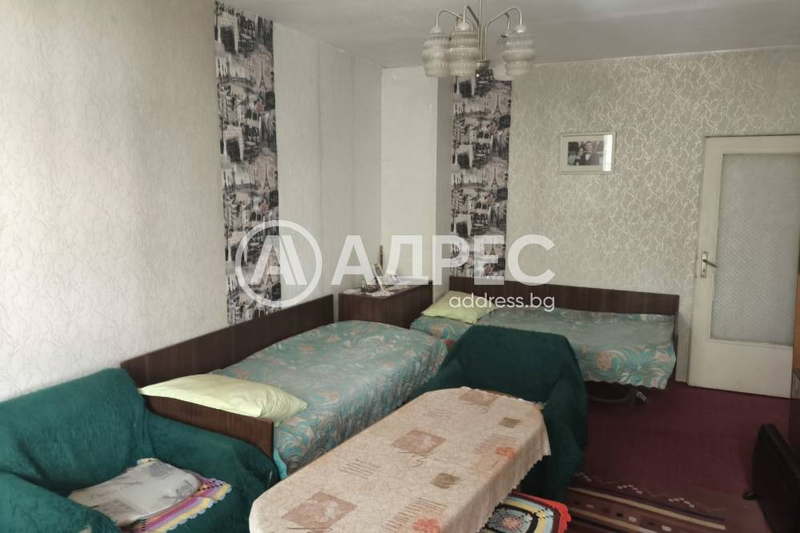 Двустаен апартамент в Разград, Орел