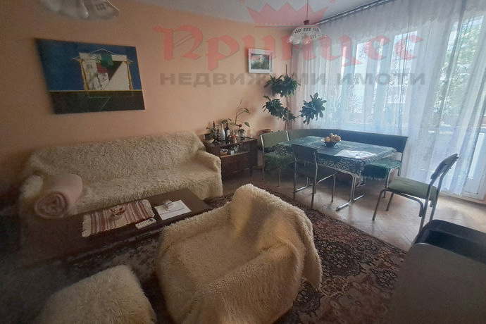 Тристаен апартамент в Русе, Алеи Възраждане