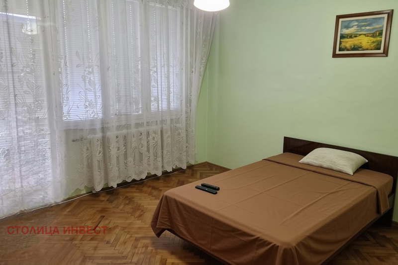 3-bedroom apartment in Ruse, Alei Vyzrajdane