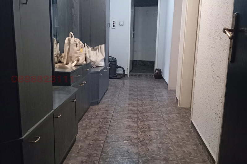 Тристаен апартамент в Русе, Център