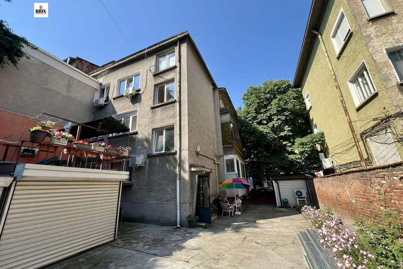 4-bedroom apartment in Ruse, Centyr