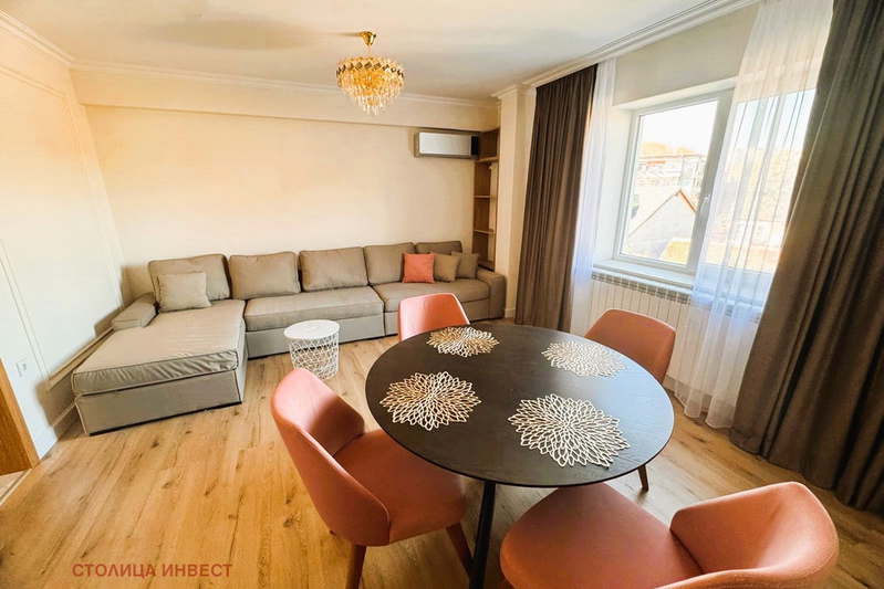 3-bedroom apartment in Ruse, Centyr