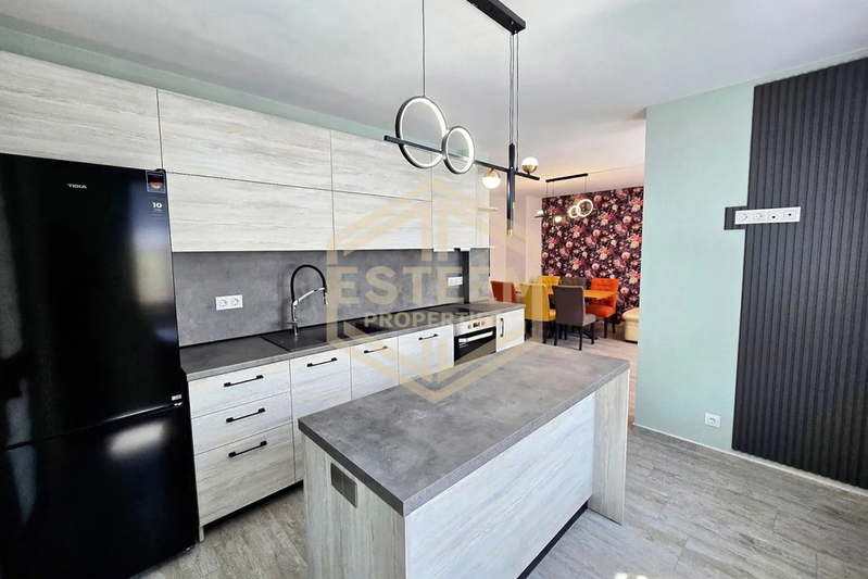 3-bedroom apartment in Ruse, Centyr