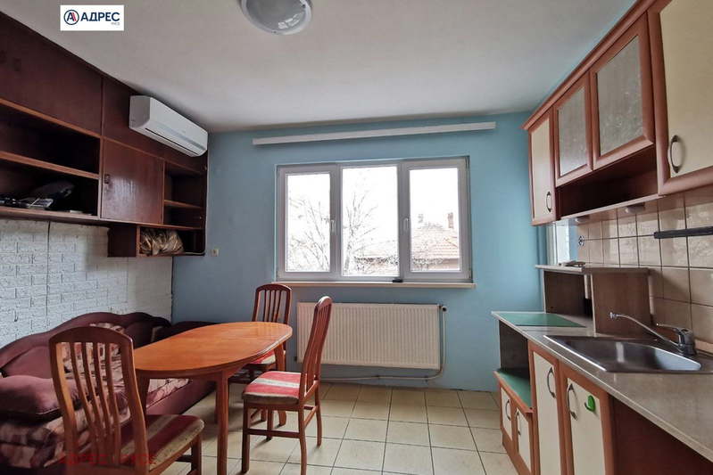 3-bedroom apartment in Ruse, Centyr