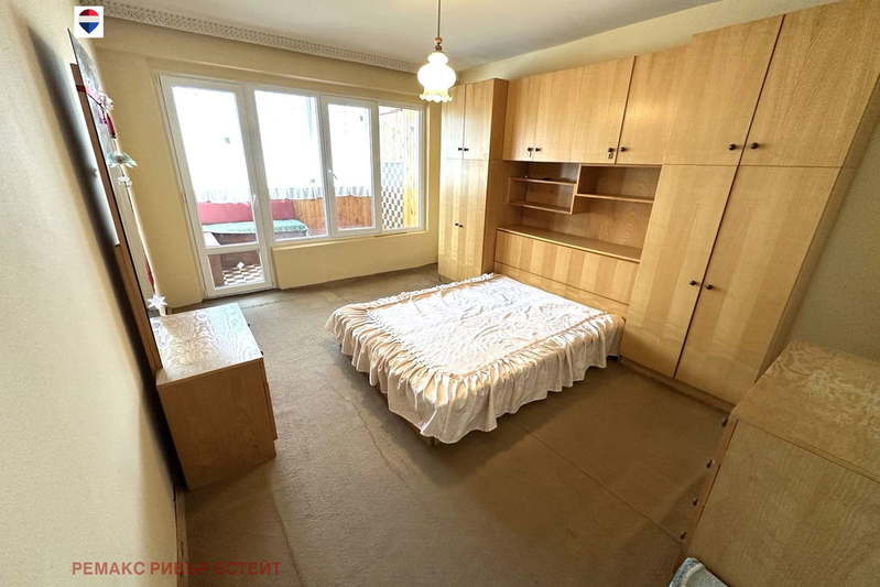 3-bedroom apartment in Ruse, Charodeika - Yug