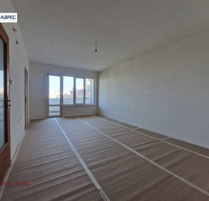 Photo 2 — 3-bedroom apartment in Ruse, Drujba 2