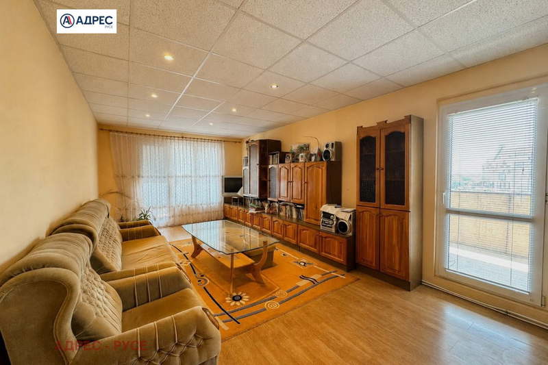 3-bedroom apartment in Ruse, Drujba 3