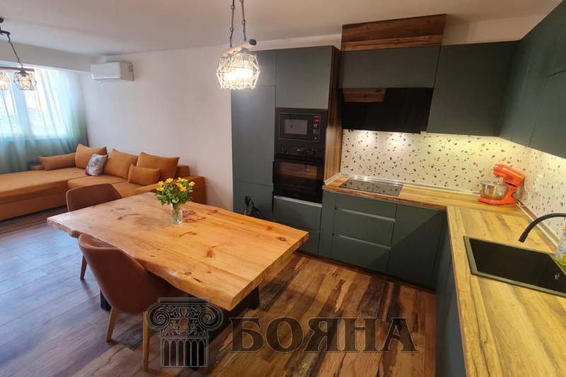 4-bedroom apartment in Ruse, Hyshove