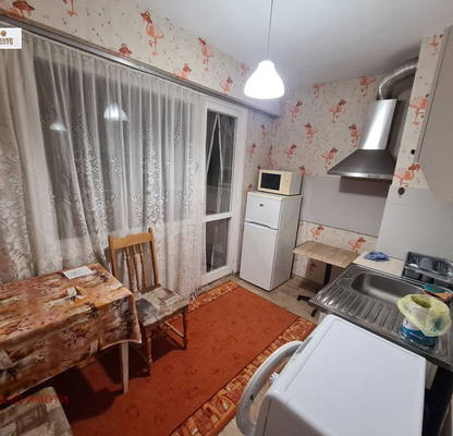Снимка 3 — Двустаен апартамент в Русе, Родина 1