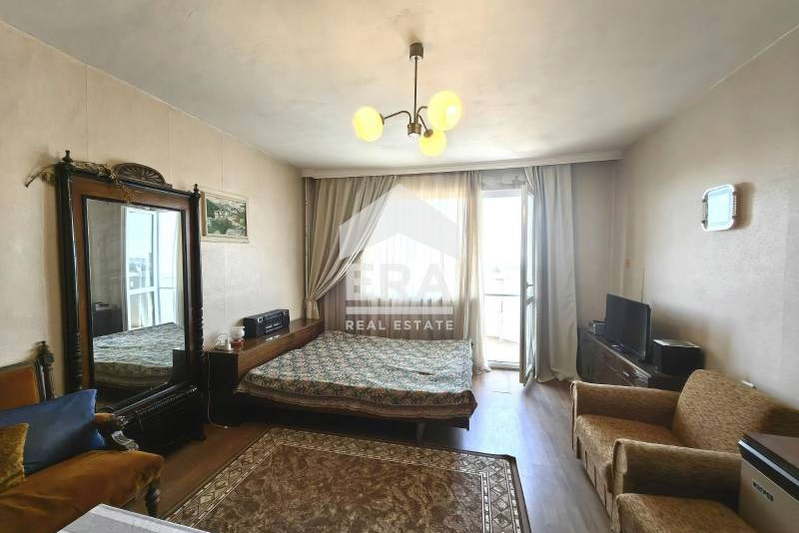 Тристаен апартамент в Русе, Родина 2
