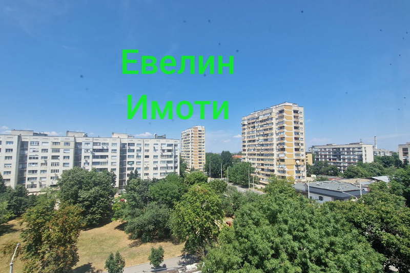 3-bedroom apartment in Ruse, Vyzrajdane