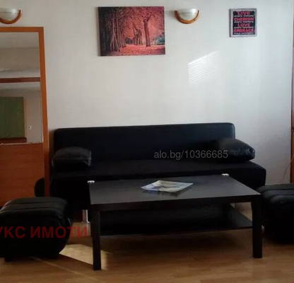 Photo 3 — 2-bedroom apartment in Ruse, Yalta