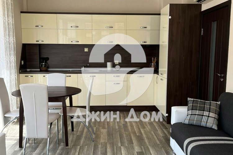 Тристаен апартамент във Варна, с. Шкорпиловци