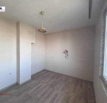 Photo 2 — 4-bedroom apartment in Oblast Blagoevgrad, Sandanski