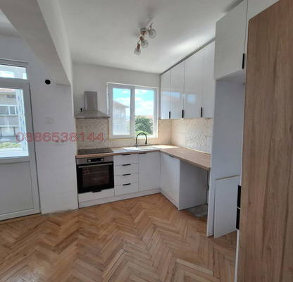 Photo 3 — 3-bedroom apartment in Oblast Gabrovo, Sevlievo