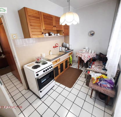 Снимка 3 — Едностаен апартамент в Шумен, 5-ти полк