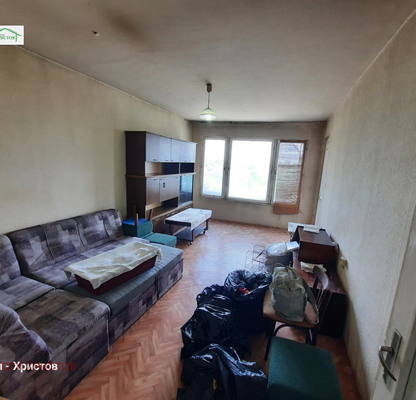 Снимка 2 — Двустаен апартамент в Шумен, 5-ти полк