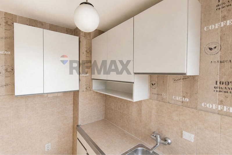 Двустаен апартамент 57 кв.м. в Шумен, район 5-ти полк с тераса