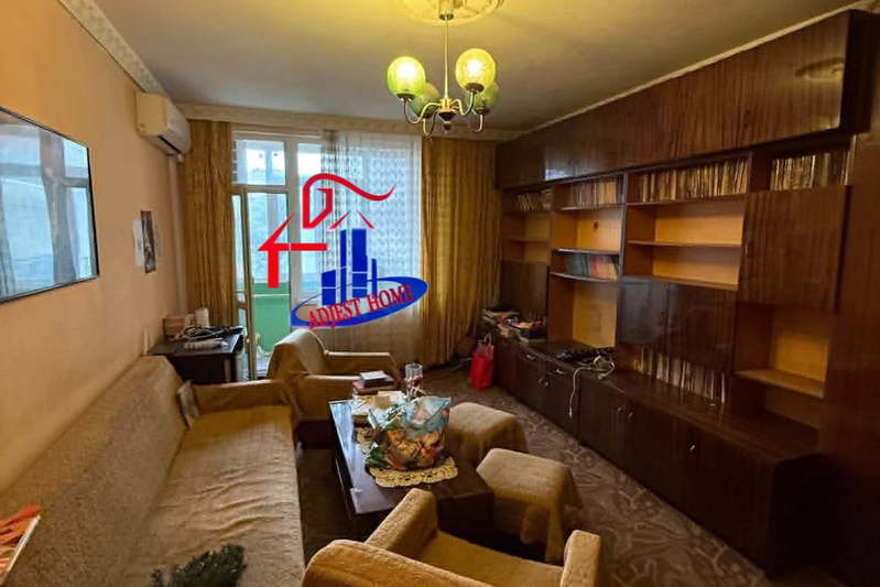 3-bedroom apartment in Shumen, Centyr