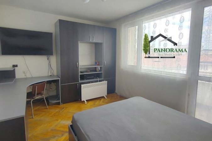 4-bedroom apartment in Shumen, Centyr