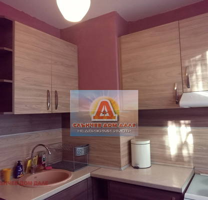 Снимка 4 — Едностаен апартамент в Шумен, Център