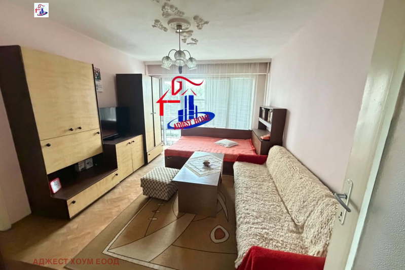3-bedroom apartment in Shumen, Dobrudjanski