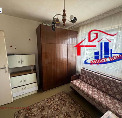Снимка 4 — Тристаен апартамент в Шумен, Добруджански