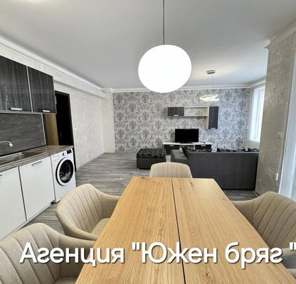 Снимка 4 — Тристаен апартамент в Шумен, Пазара