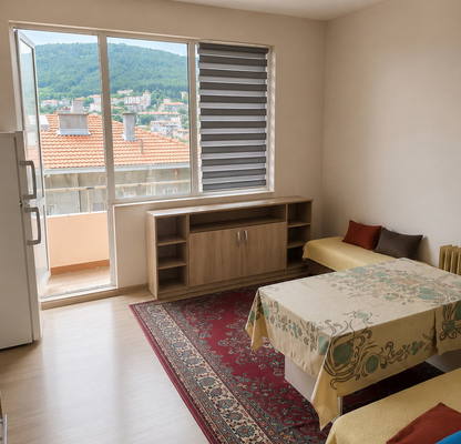 Photo 2 — 4-bedroom apartment in Shumen, Tombul Djamiya