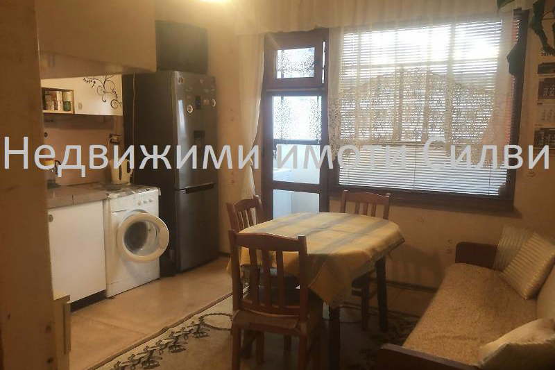 Двустаен апартамент в Шумен, Тракия