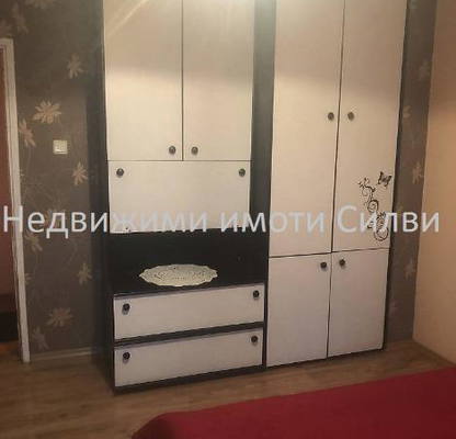 Снимка 4 — Двустаен апартамент в Шумен, Тракия