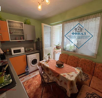 Снимка 4 — Двустаен апартамент в Шумен, Тракия