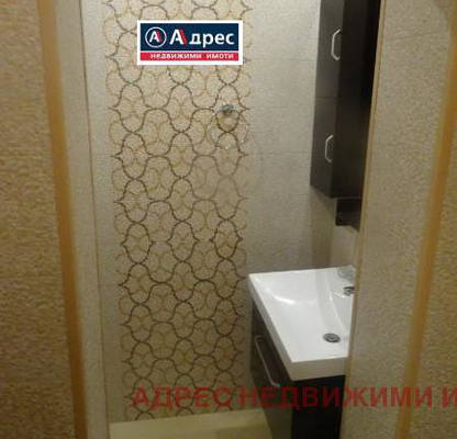 Снимка 4 — Тристаен апартамент в Шумен, Тракия