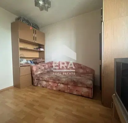 Снимка 5 — Едностаен апартамент в Силистра, Изток