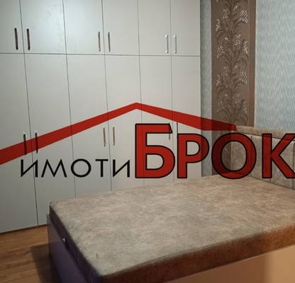 Снимка 3 — Тристаен апартамент в Сливен, Център