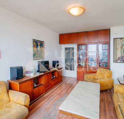 Снимка 3 — Тристаен апартамент с 80 кв.м. в Банишора, 10-ти етаж