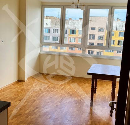 Снимка 2 — Тристаен апартамент на 14-ти етаж в Банишора, София