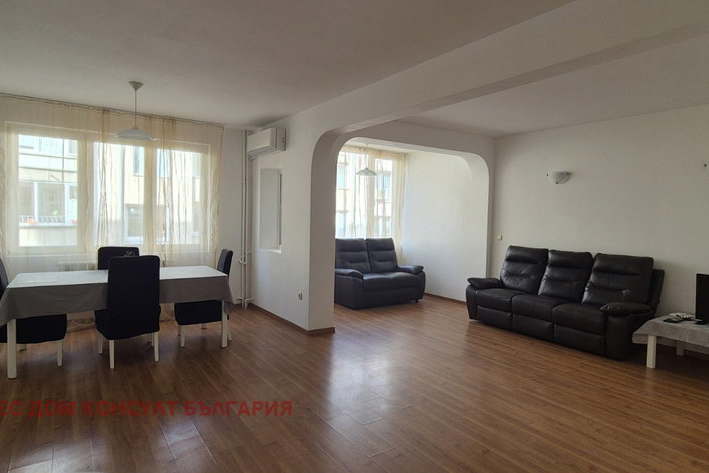 3-bedroom apartment in Sofiya, Belite Brezi