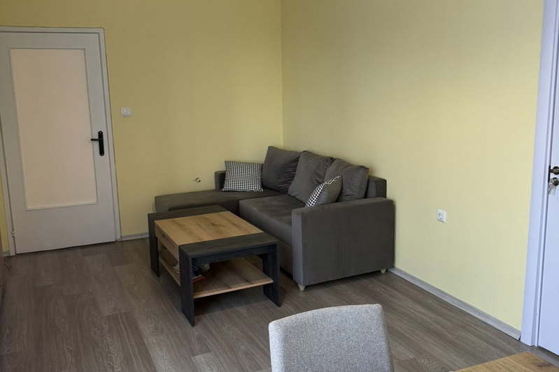3-bedroom apartment in Sofiya, Belite Brezi
