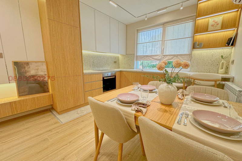 3-bedroom apartment in Sofiya, Borovo