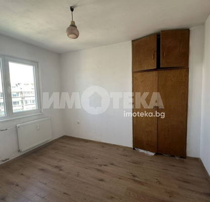Photo 3 — 3-bedroom apartment in Sofiya, Borovo