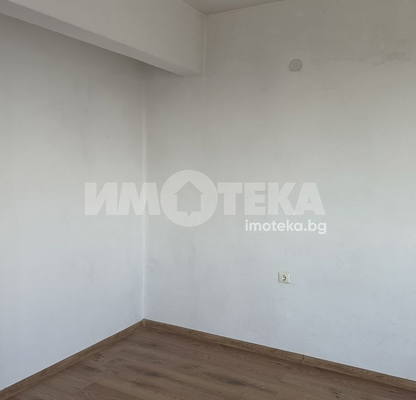 Photo 5 — 3-bedroom apartment in Sofiya, Borovo