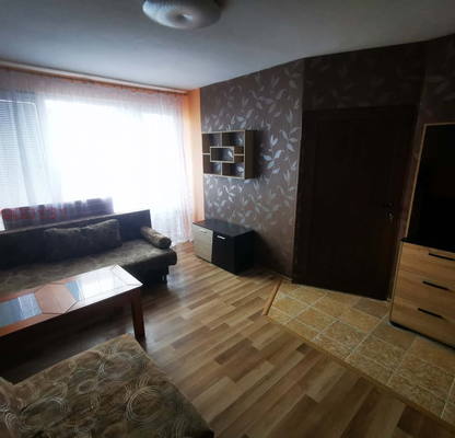 Снимка 3 — 3-стаен апартамент в Борово с тераса на 4-ти етаж