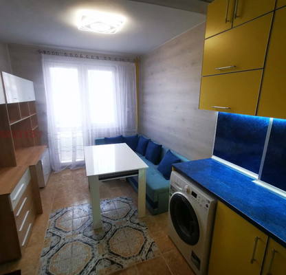 Снимка 5 — 3-стаен апартамент в Борово с тераса на 4-ти етаж
