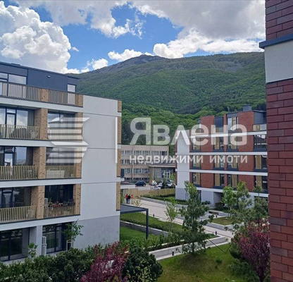 Снимка 2 — Четиристаен апартамент с две тераси в Бояна, София