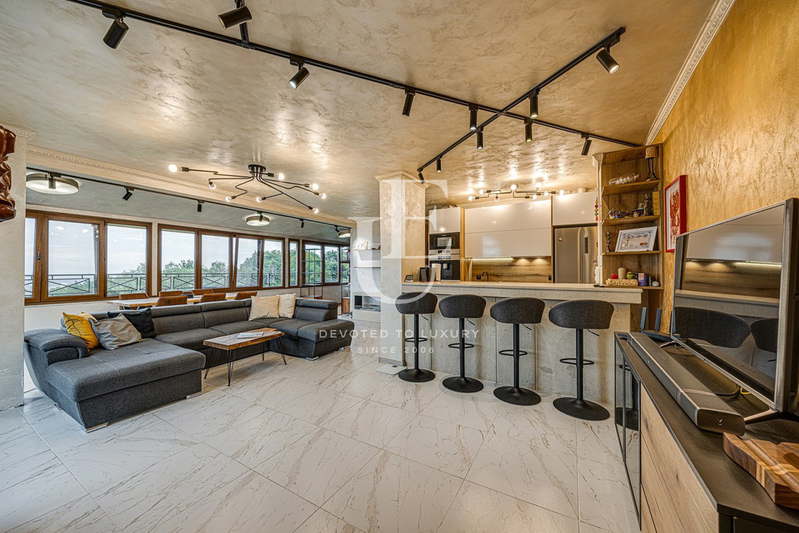 4-bedroom apartment in Sofiya, Boyana
